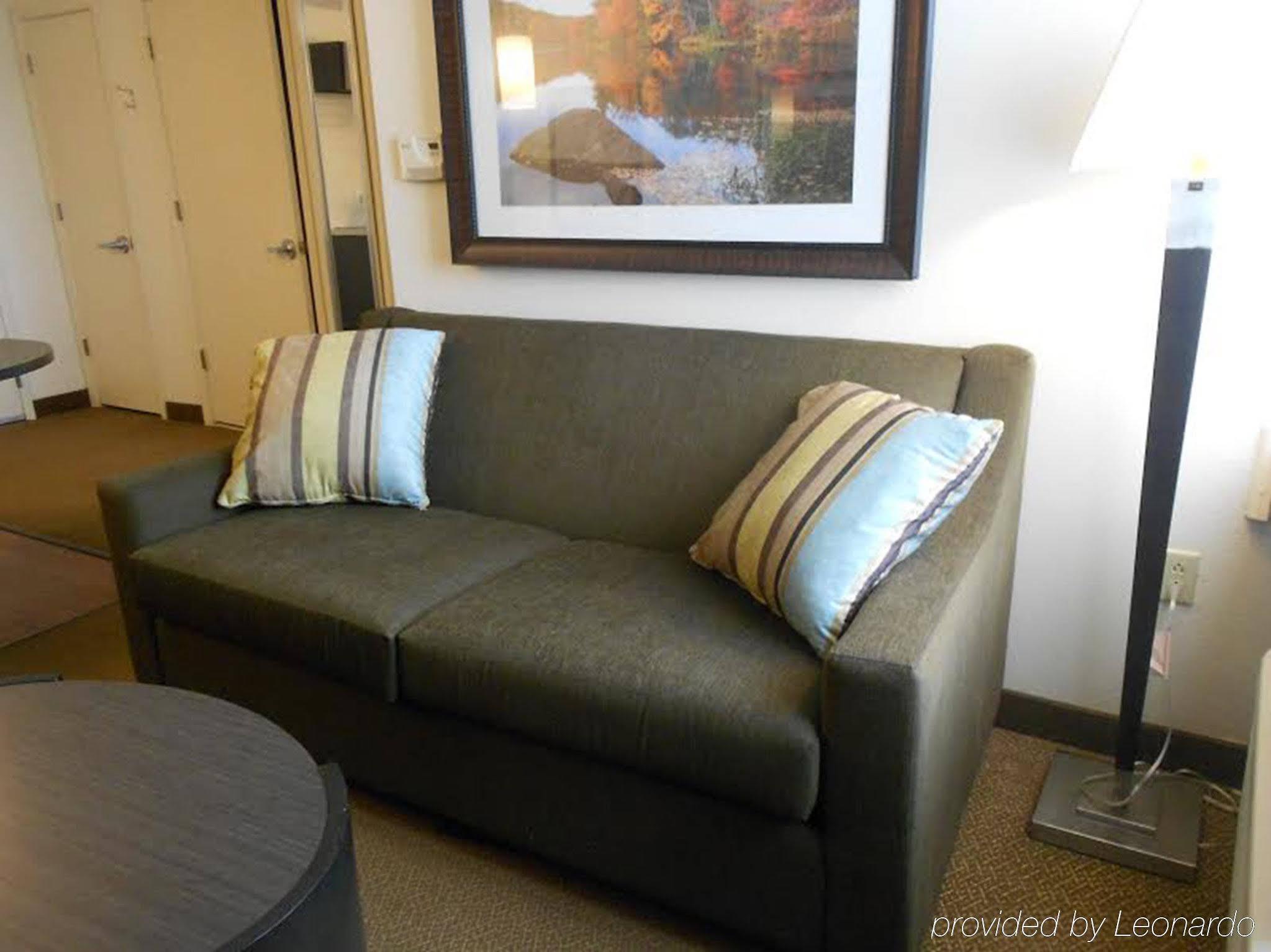Sonesta Simply Suites Pittsburgh Airport Imperial Exterior photo