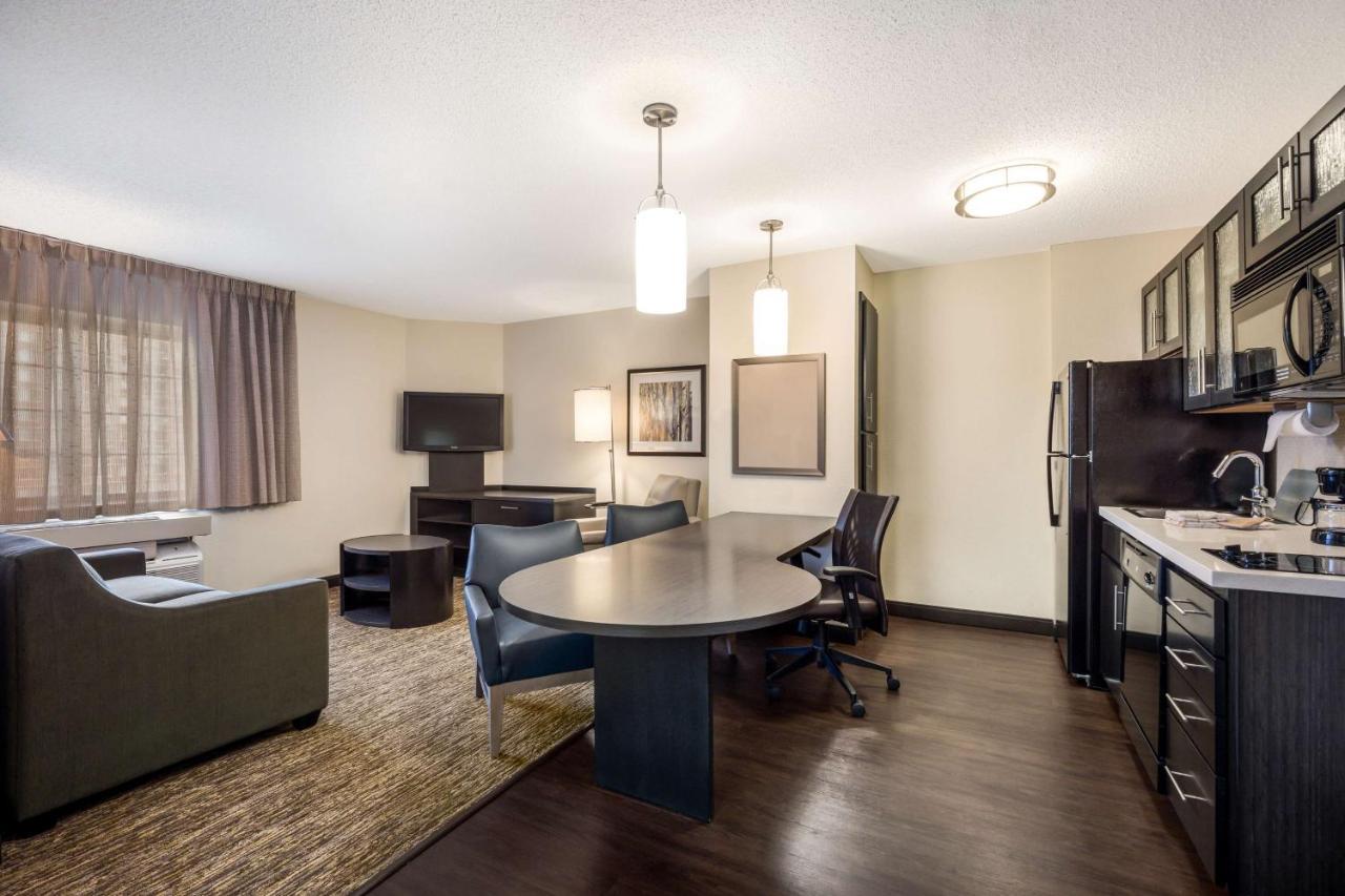 Sonesta Simply Suites Pittsburgh Airport Imperial Exterior photo
