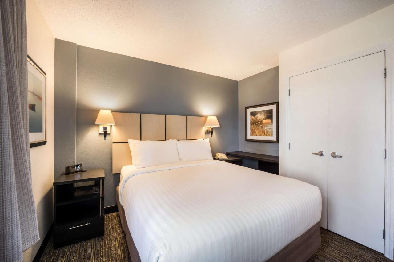 Sonesta Simply Suites Pittsburgh Airport Imperial Exterior photo