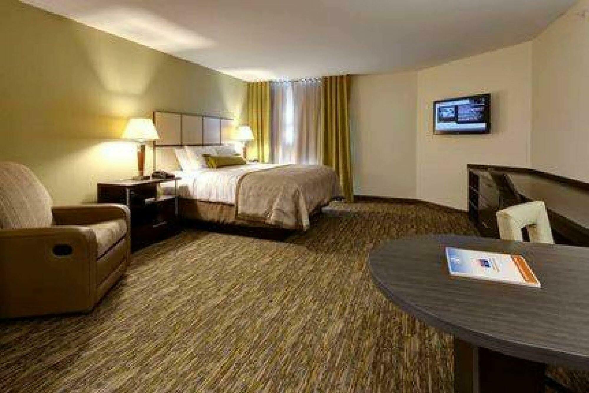 Sonesta Simply Suites Pittsburgh Airport Imperial Exterior photo